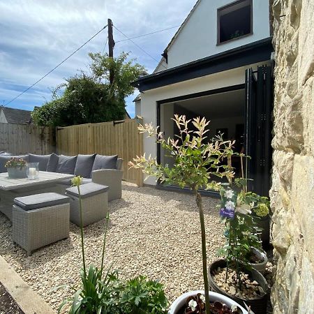 Large Stylish Luxury Cotswold Cottage - Ideal For Families, W/ Ev Charging Andoversford Esterno foto