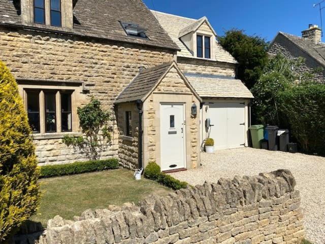 Large Stylish Luxury Cotswold Cottage - Ideal For Families, W/ Ev Charging Andoversford Esterno foto